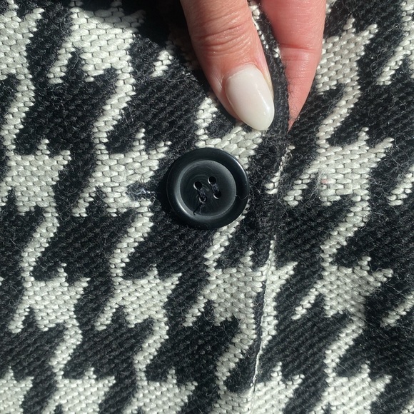 Theory Houndstooth Coat - Picture 3 of 11